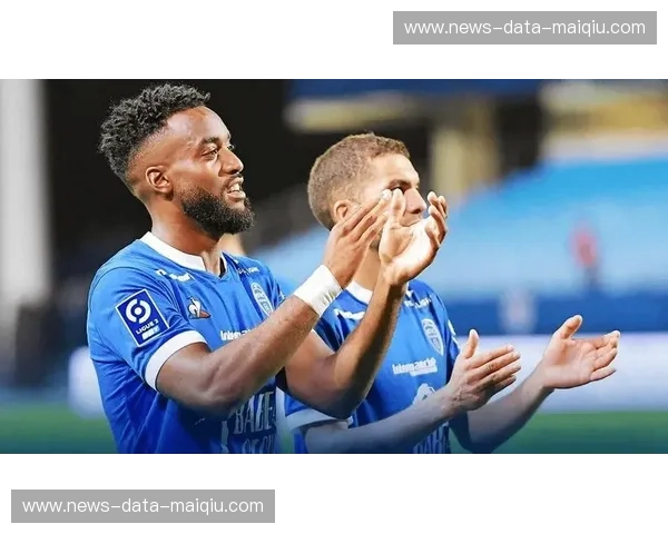 尼奥尔vs欧塞尔：法乙赛场上的宿命对决与绿茵荣耀